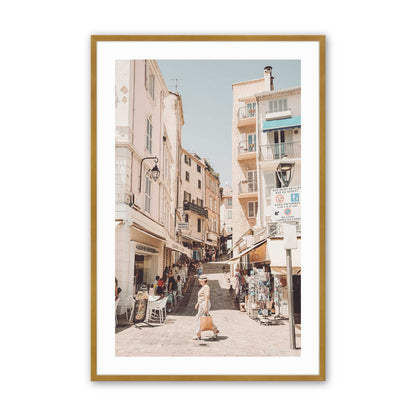 [Color:Polished Gold] Picture of art in a Polished Gold frame