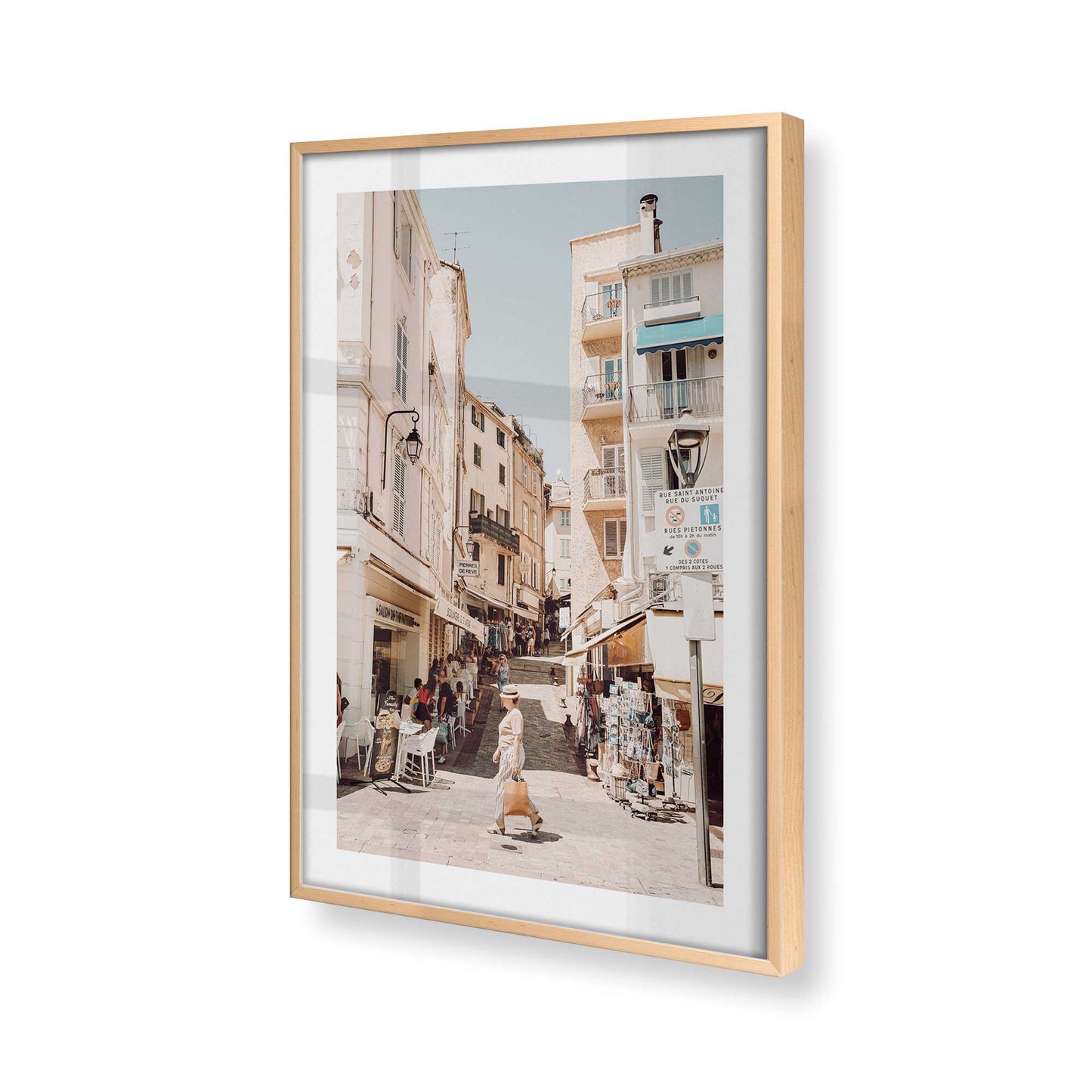 [Color:Raw Maple] Picture of art in a Raw Maple frame of the corner