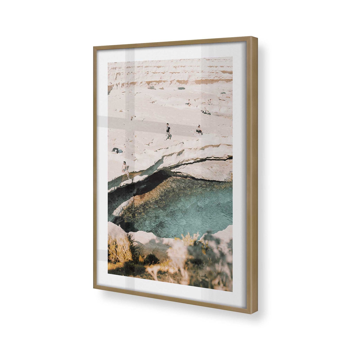 [Color:Brushed Gold] Picture of art in a Brushed Gold frame of the corner