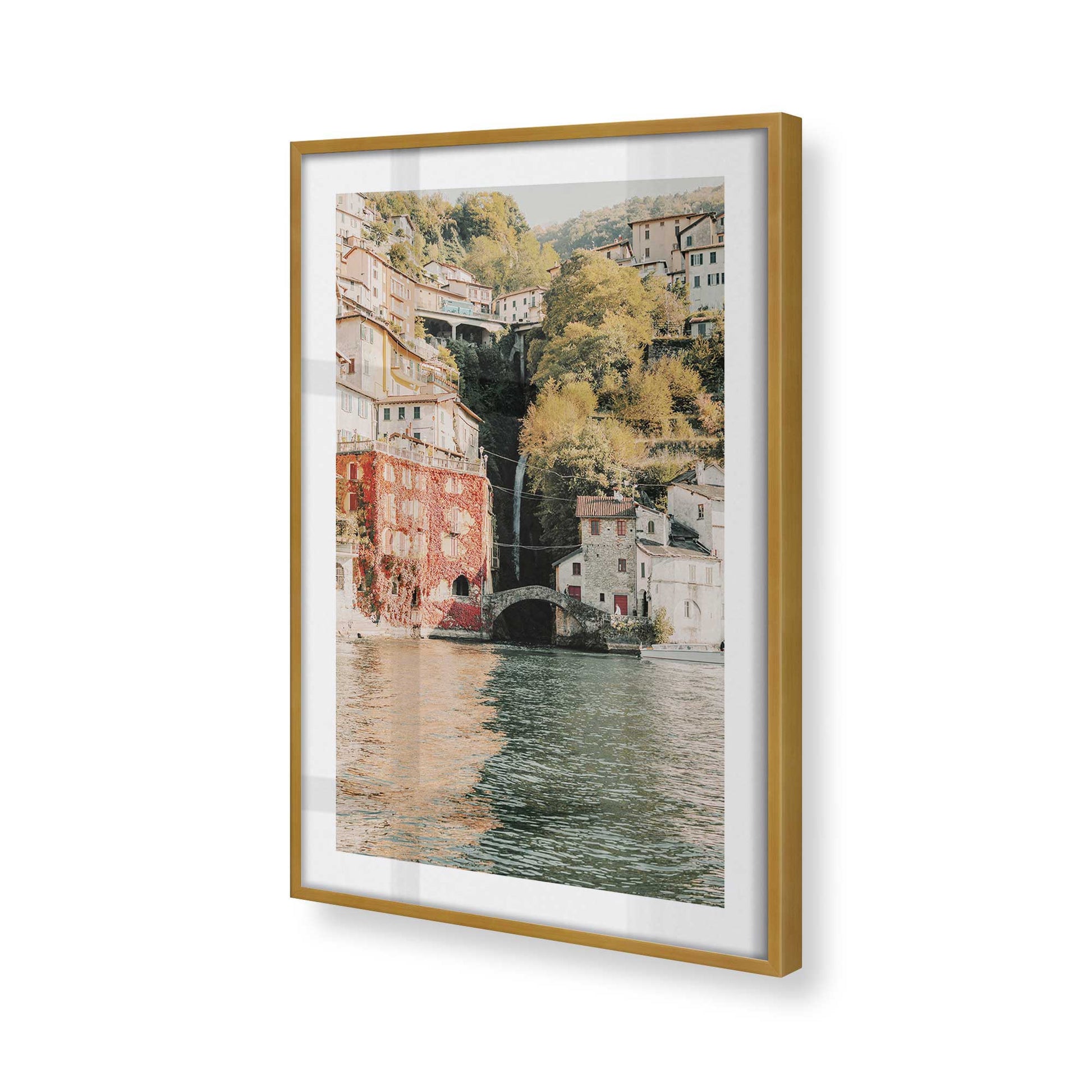 [Color:Polished Gold] Picture of art in a Polished Gold frame of the corner