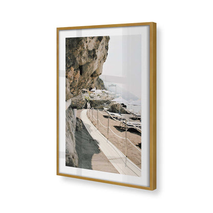 [Color:Polished Gold] Picture of art in a Polished Gold frame of the corner