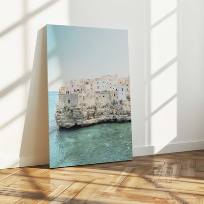 [LIFESTYLE], Picture of art in a room