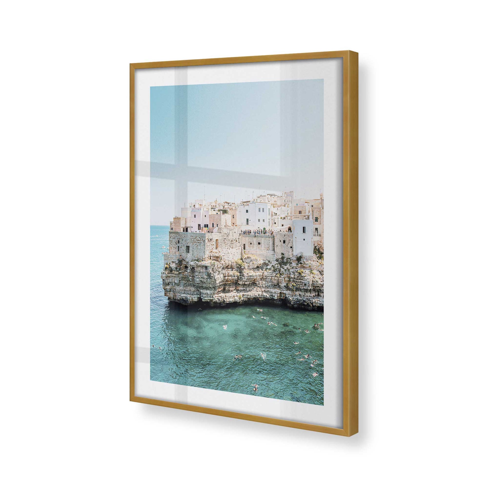 [Color:Polished Gold] Picture of art in a Polished Gold frame of the corner