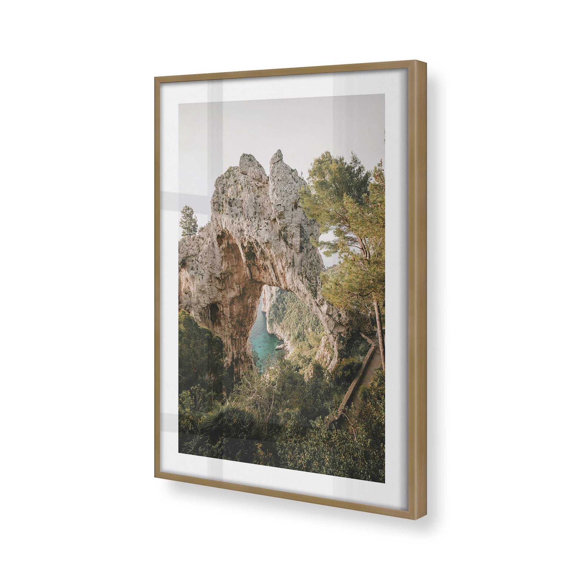 [Color:Brushed Gold] Picture of art in a Brushed Gold frame of the corner