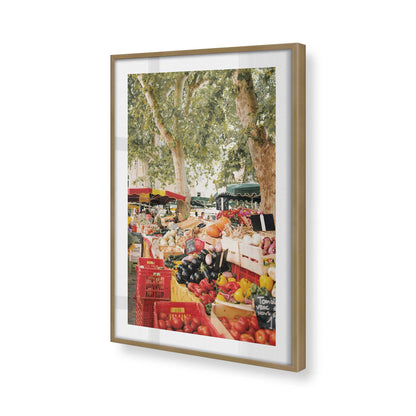 [Color:Brushed Gold] Picture of art in a Brushed Gold frame of the corner