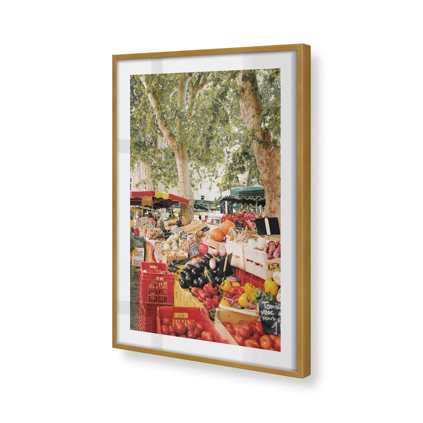 [Color:Polished Gold] Picture of art in a Polished Gold frame of the corner