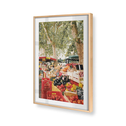 [Color:Raw Maple] Picture of art in a Raw Maple frame of the corner