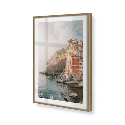 [Color:Brushed Gold] Picture of art in a Brushed Gold frame of the corner