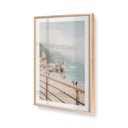 [Color:Raw Maple] Picture of art in a Raw Maple frame of the corner