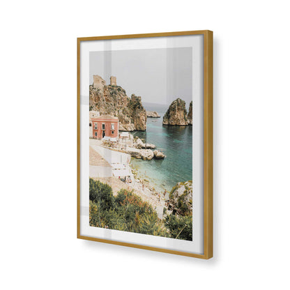 [Color:Polished Gold] Picture of art in a Polished Gold frame of the corner