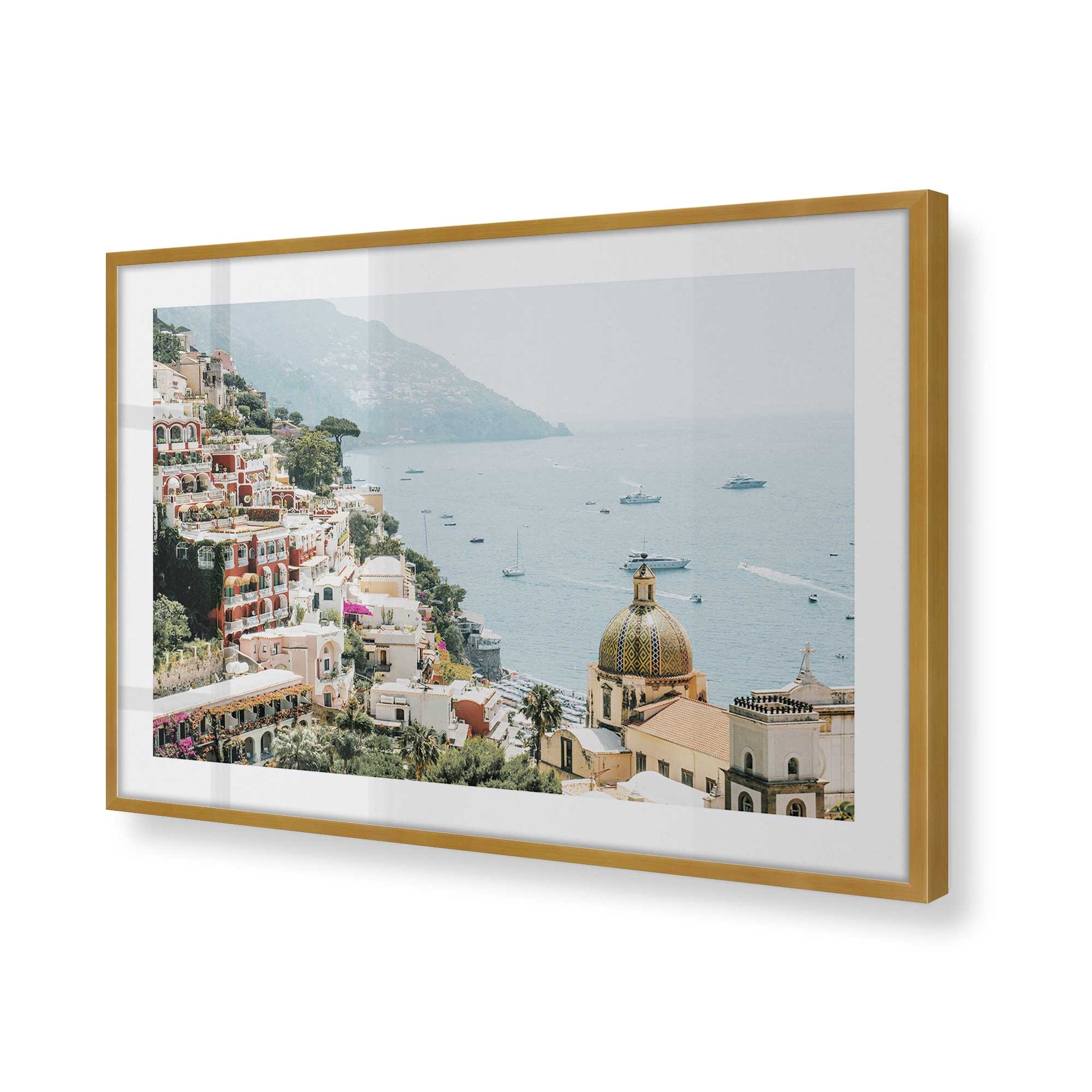 [Color:Polished Gold] Picture of art in a Polished Gold frame of the corner