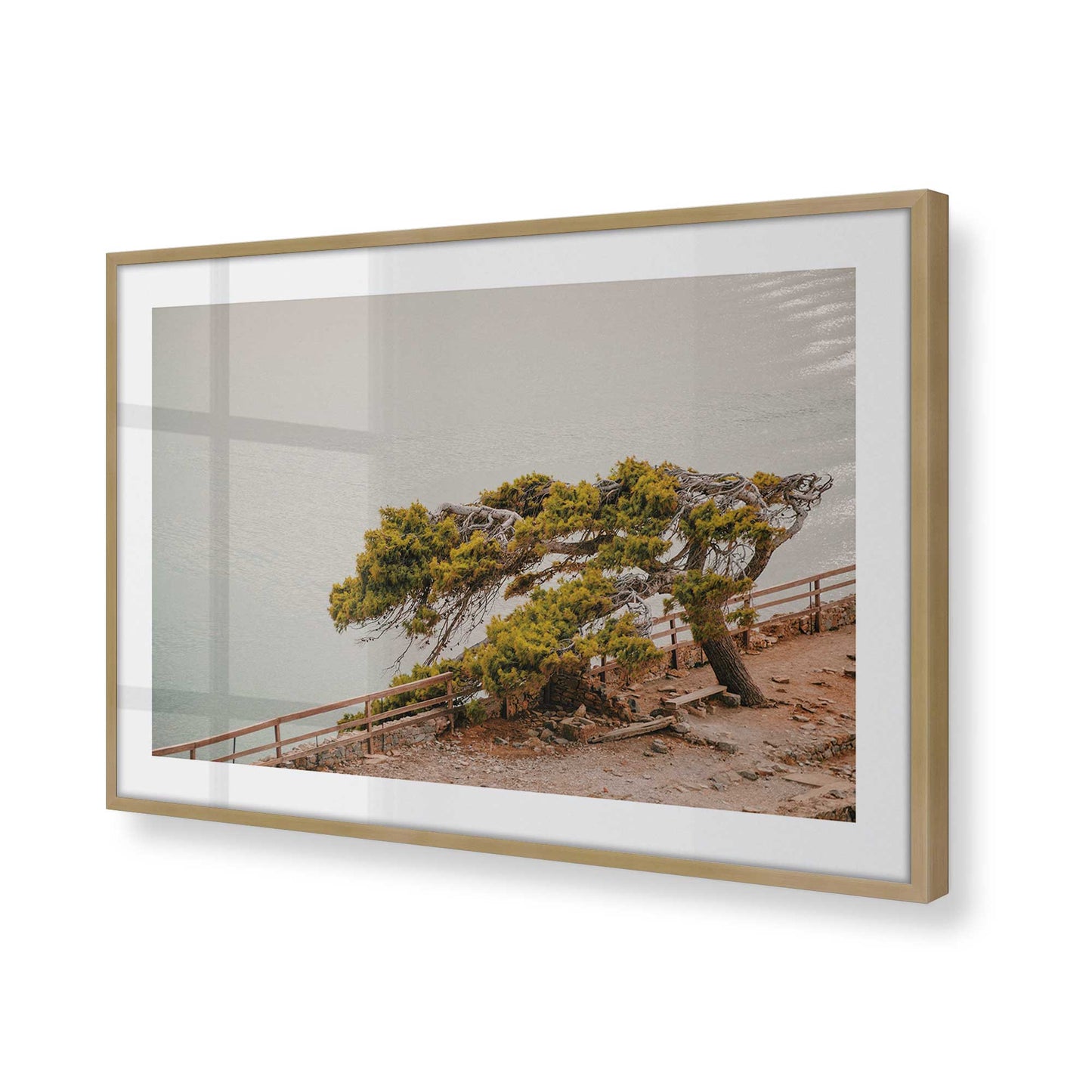 [Color:Brushed Gold] Picture of art in a Brushed Gold frame of the corner