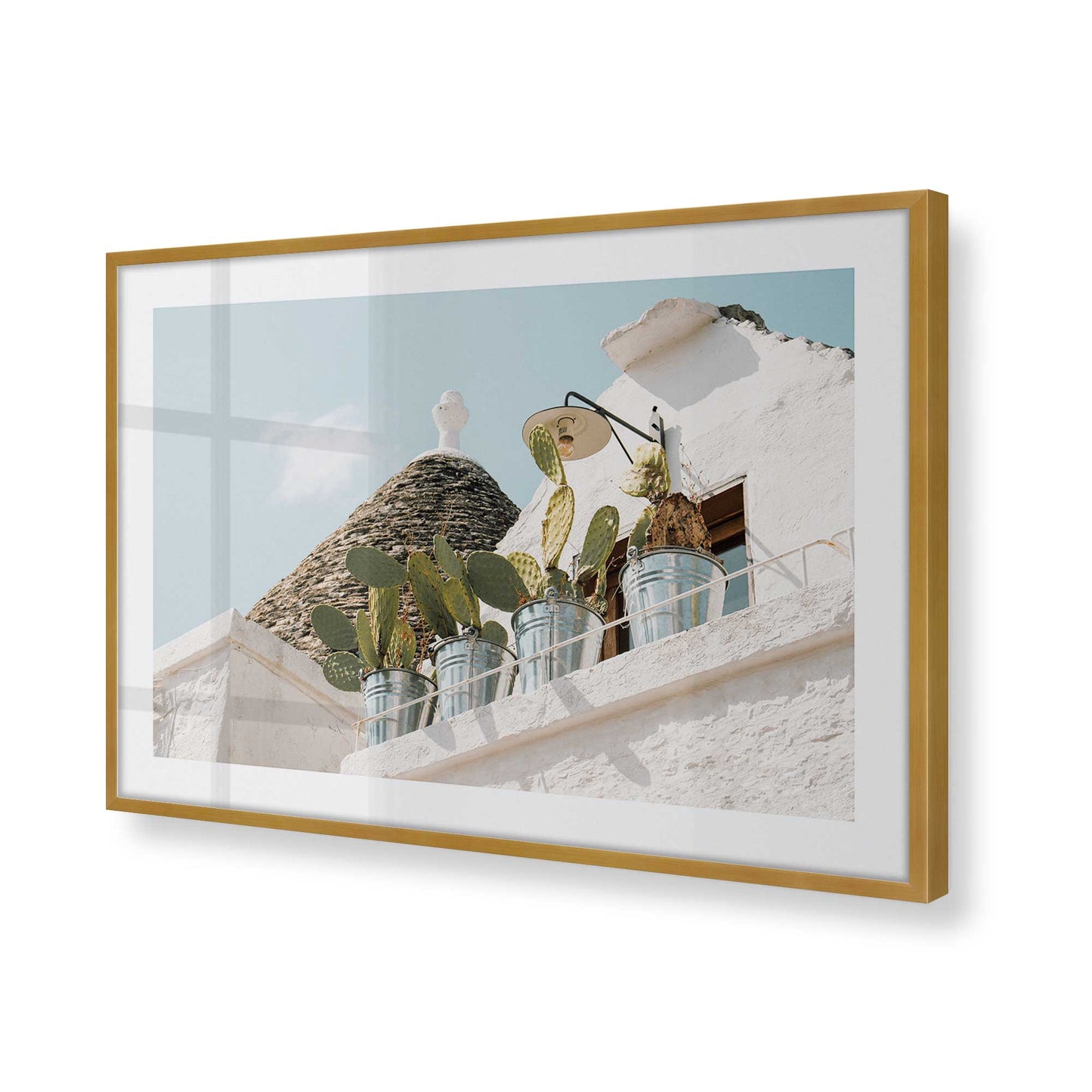 [Color:Polished Gold] Picture of art in a Polished Gold frame of the corner