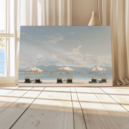 [LIFESTYLE], Picture of art in a room
