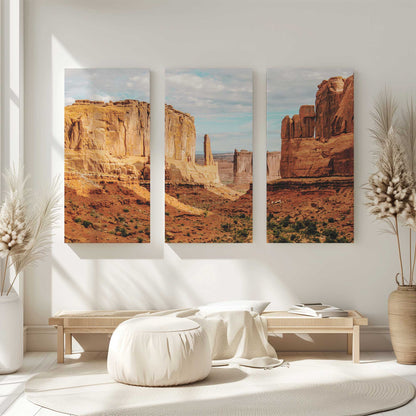 [Color:Stretched Canvas], Picture of art in a room